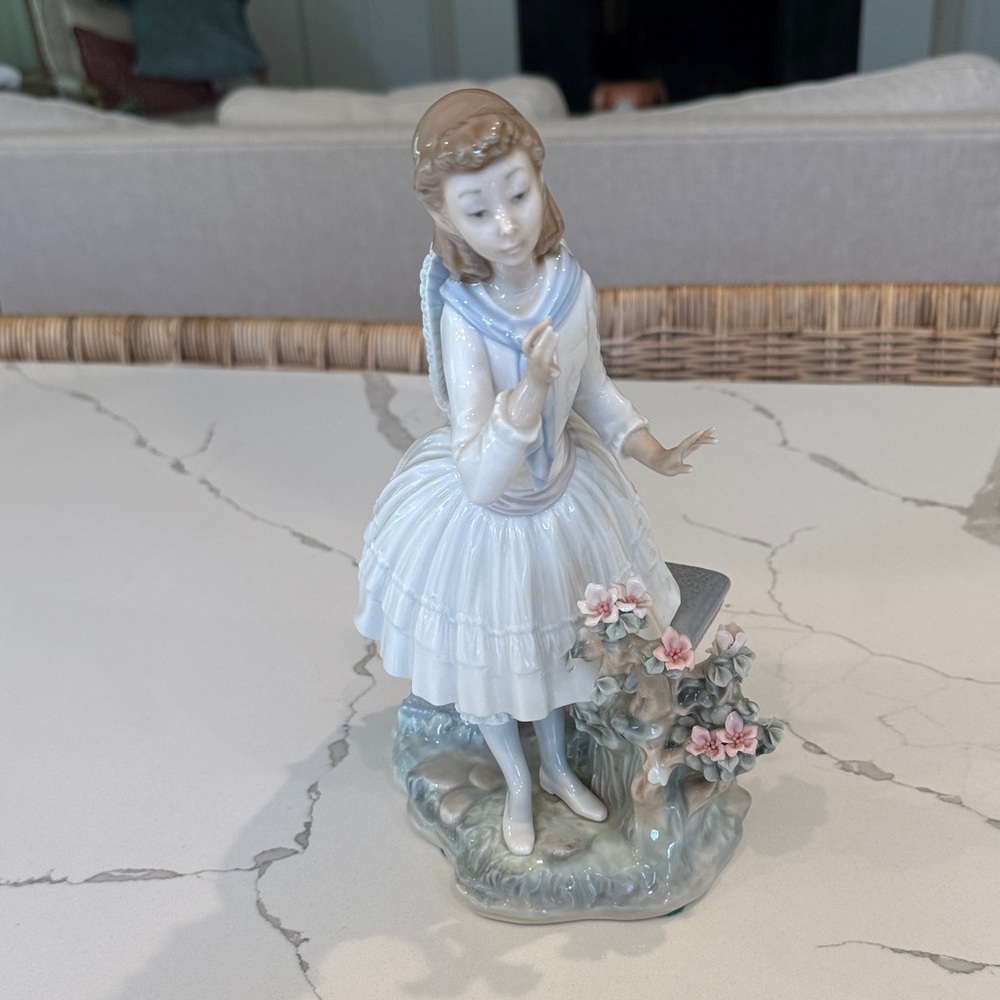 Lladro Porcelain Base with Green Accents